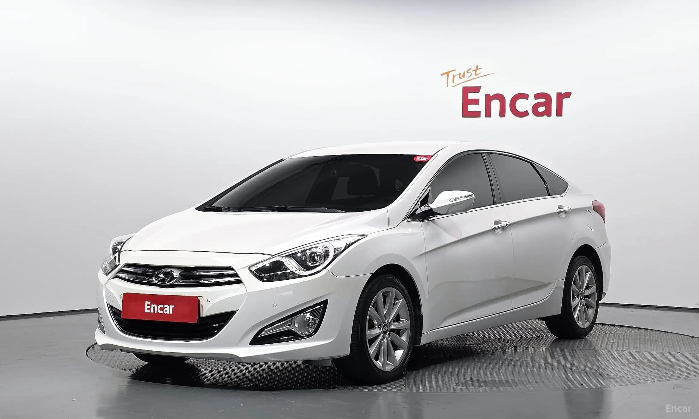 i40 Saloon