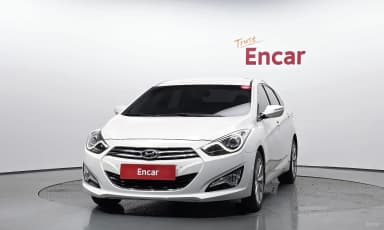 i40 Saloon