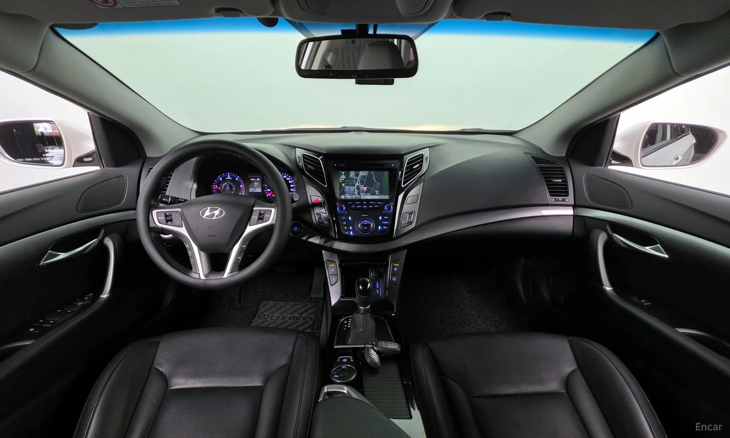 i40 Saloon