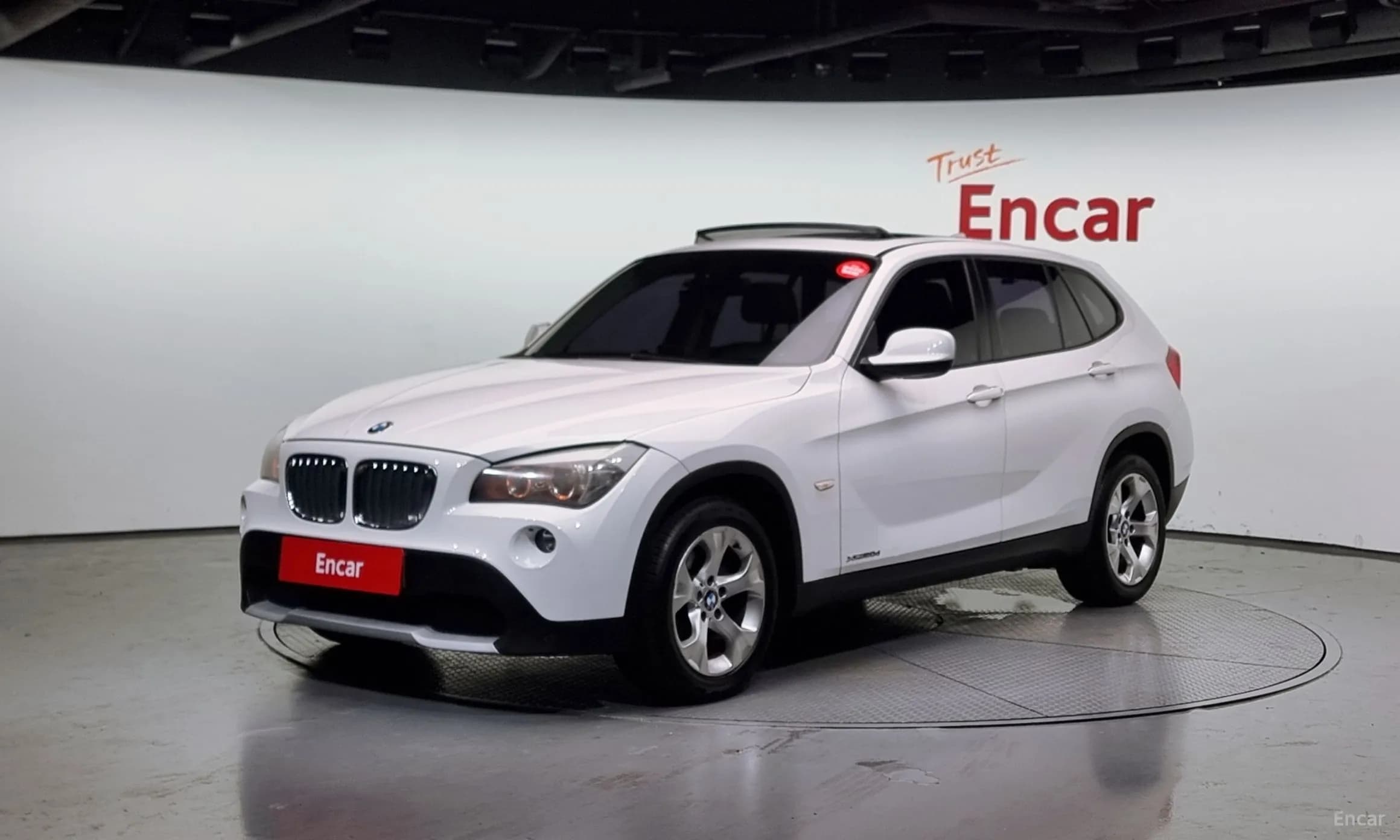 X1 (E84)