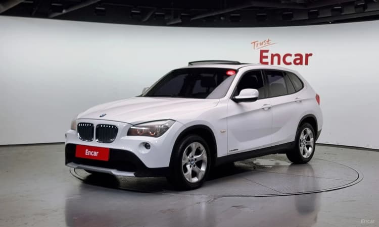 X1 (E84)