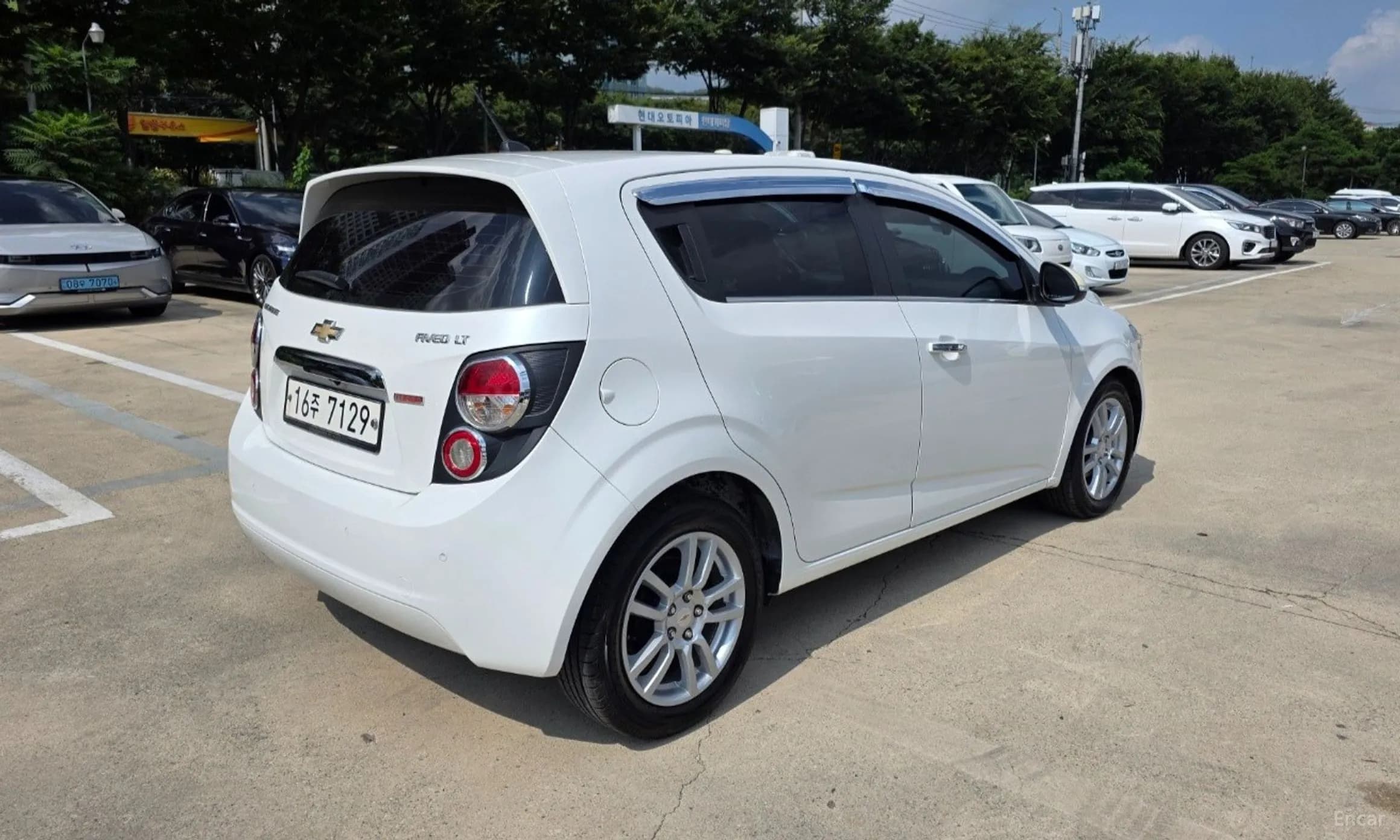 Aveo Hatchback