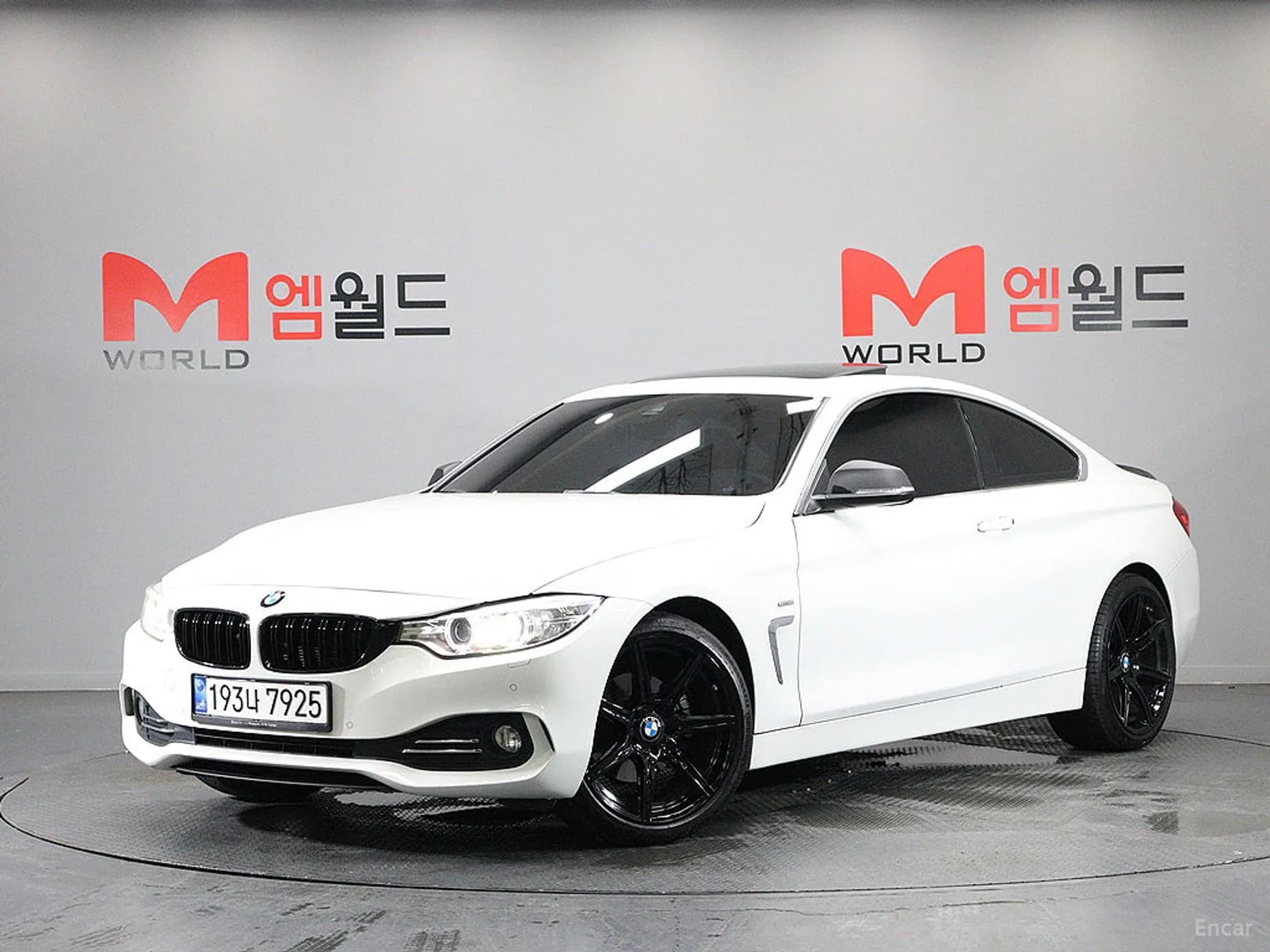 Series 4 (F32)