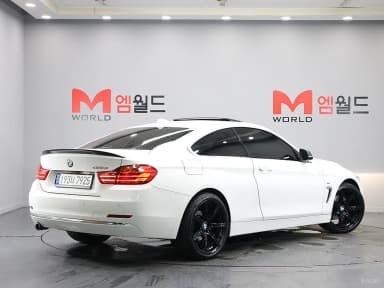 Series 4 (F32)