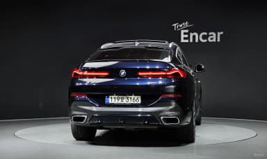 X6 (G06)
