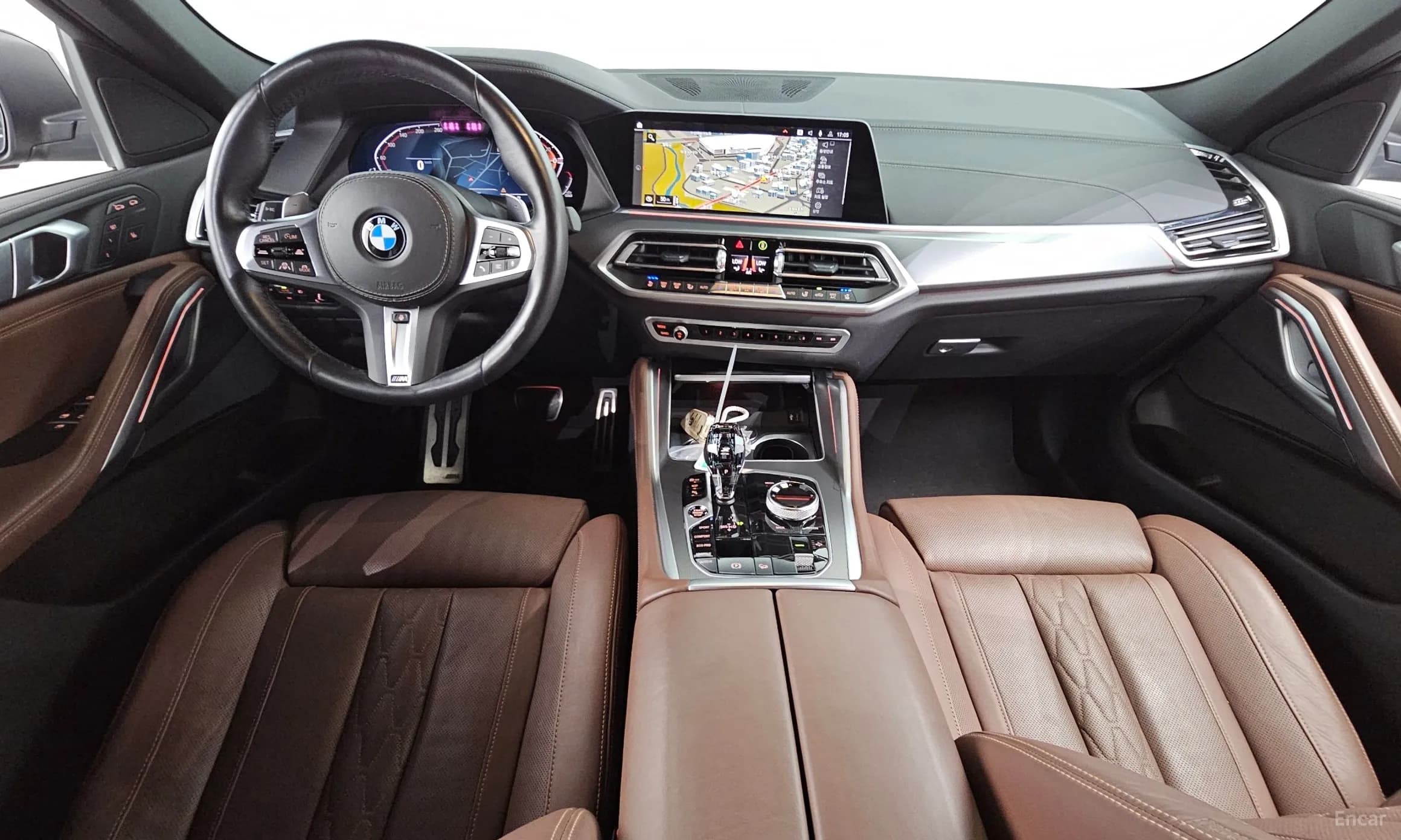 X6 (G06)