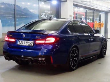 M5 (F90)