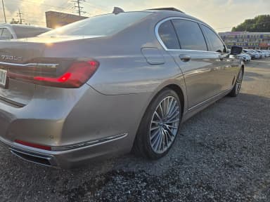 7 Series (G11)
