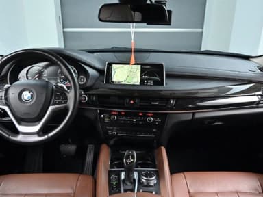 X6 (F16)
