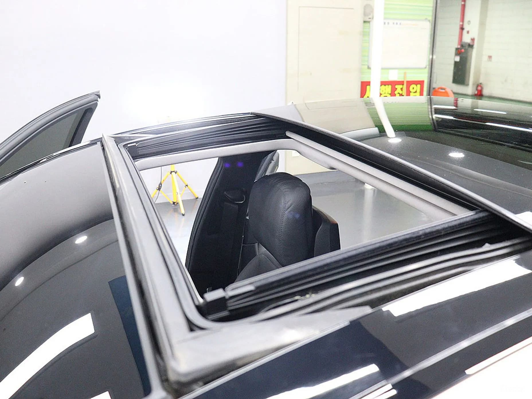 S-Class W221