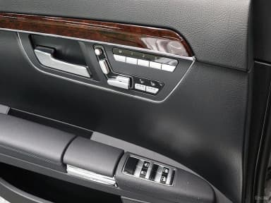 S-Class W221