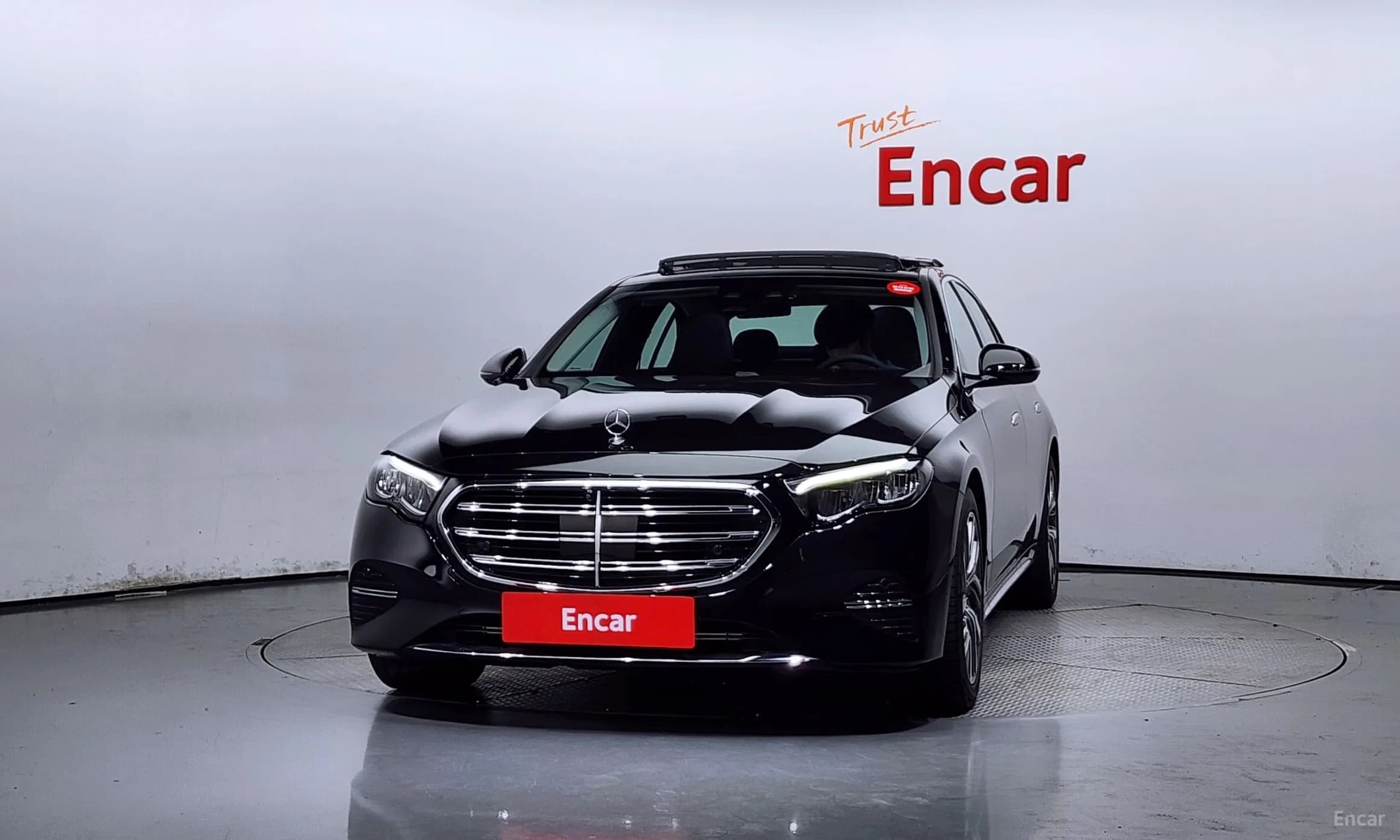 E-Class W214