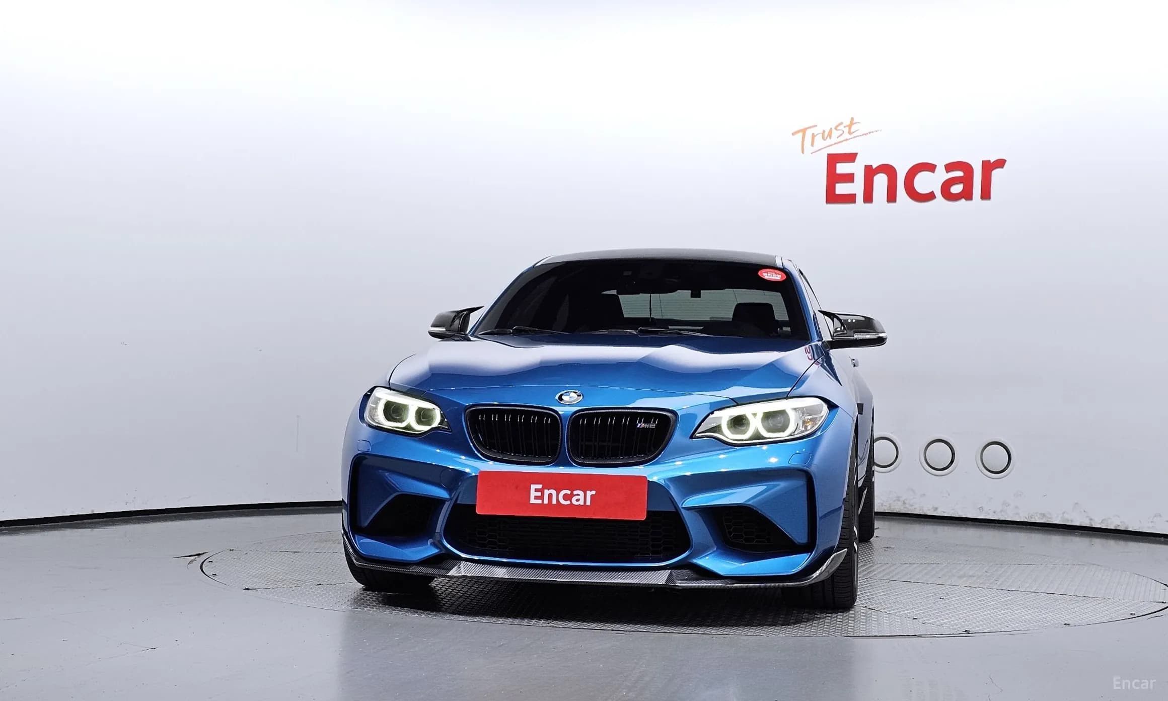 M2 (F87)
