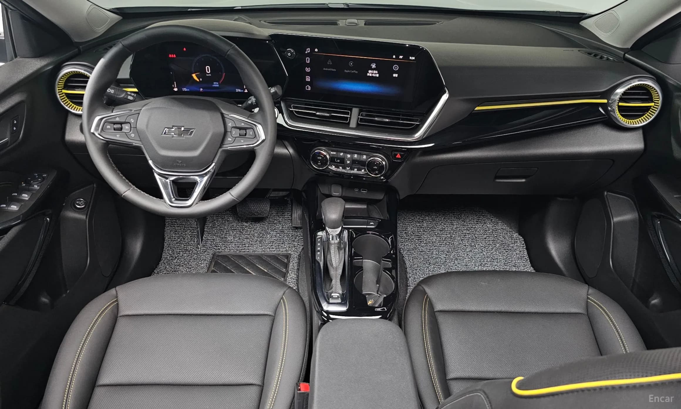 Trax Crossover