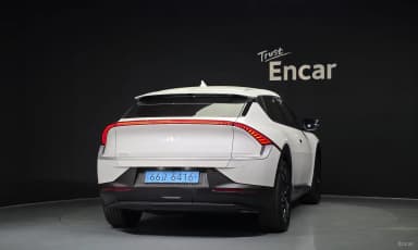 EV6