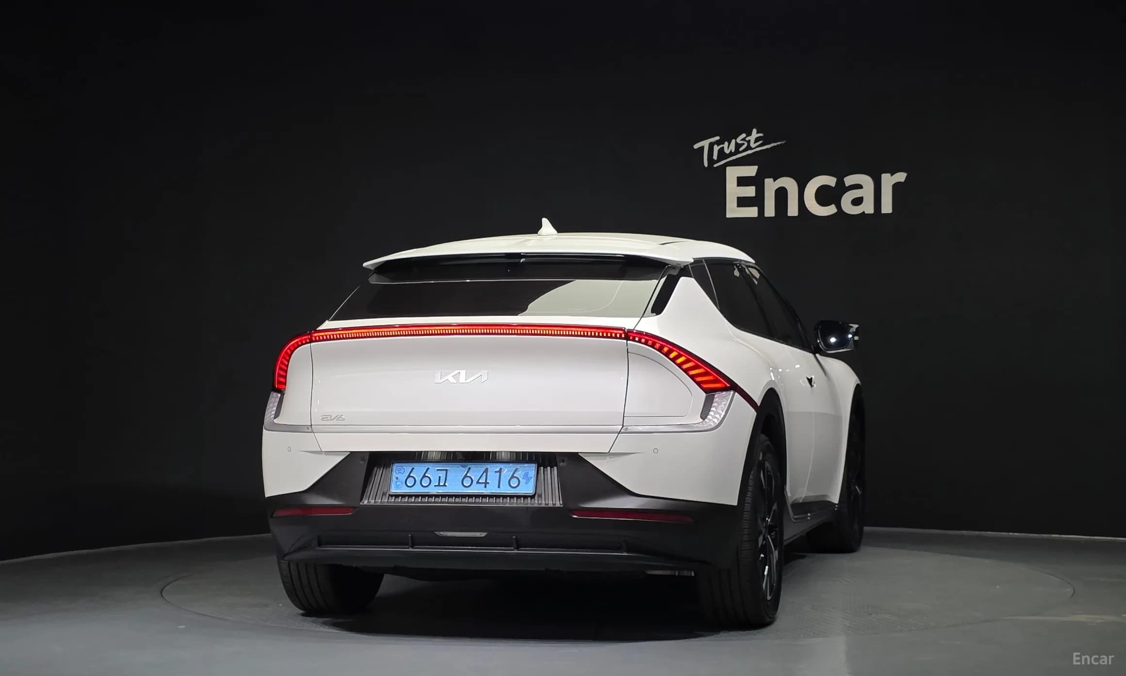 EV6