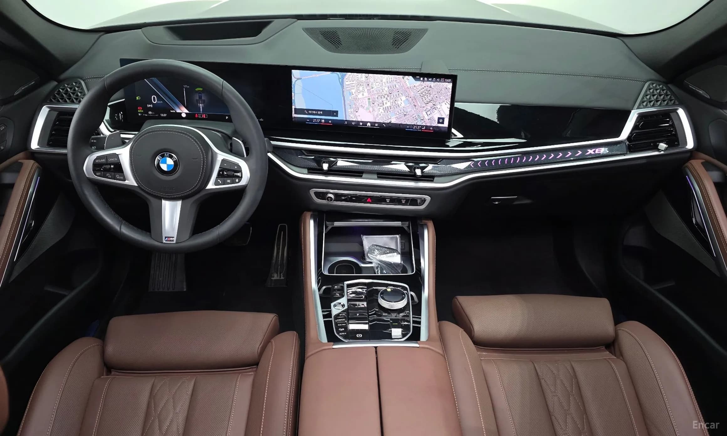 X6 (G06)