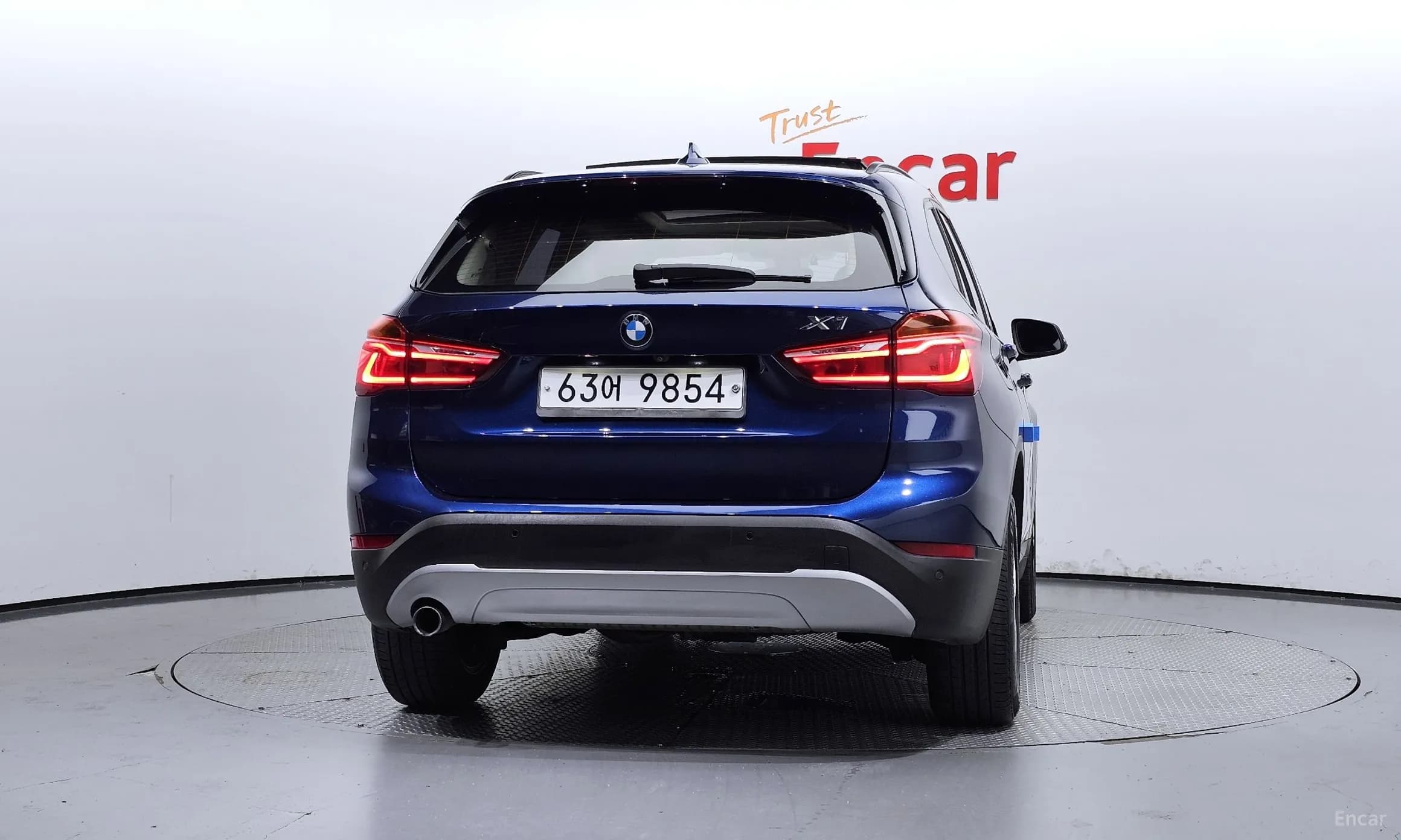 X1 (F48)
