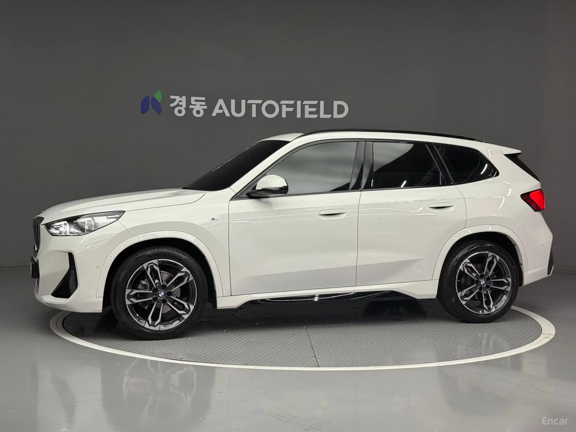 X1 (U11)
