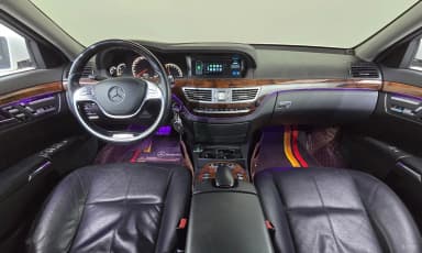 S-Class W221