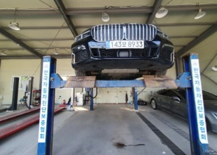 7 Series (G11)