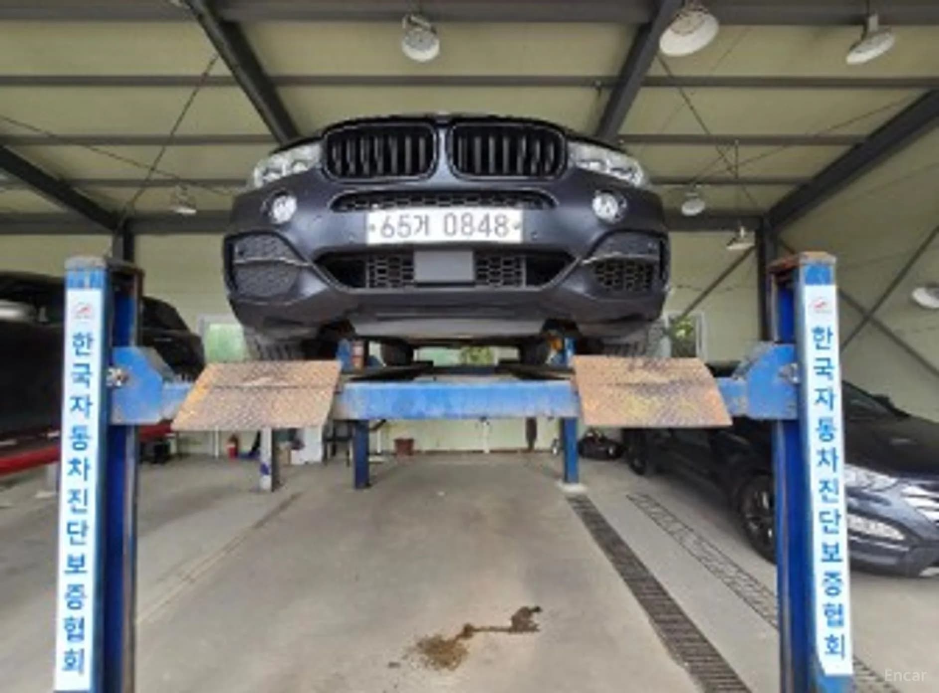 X5 (F15)