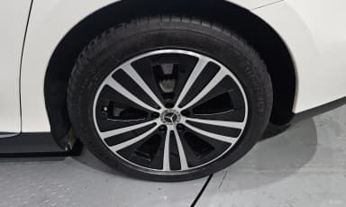 EQE V295
