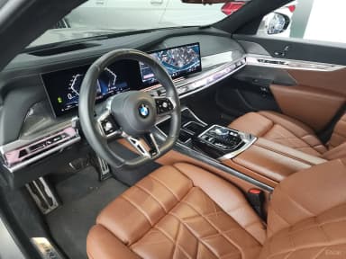 7 Series (G70)