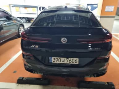 X6 (G06)