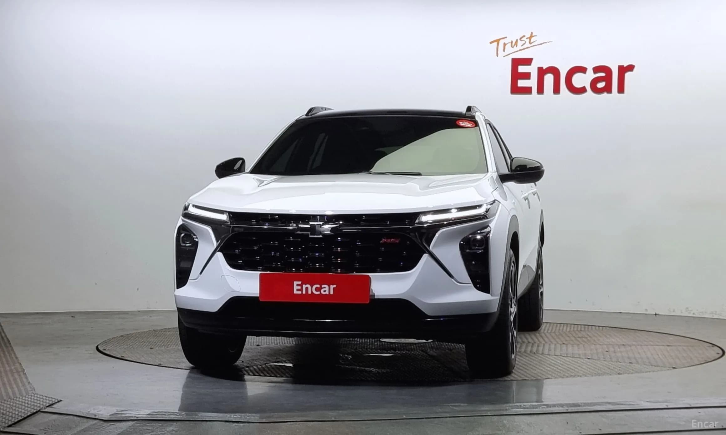 Trax Crossover