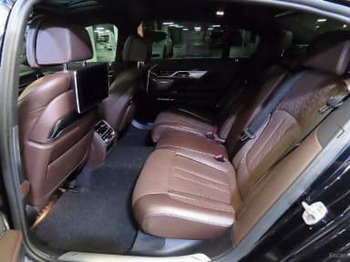 7 Series (G11)