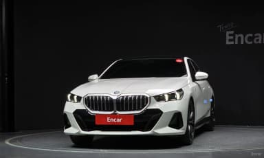 5 Series (G60)