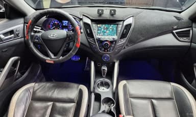 Veloster