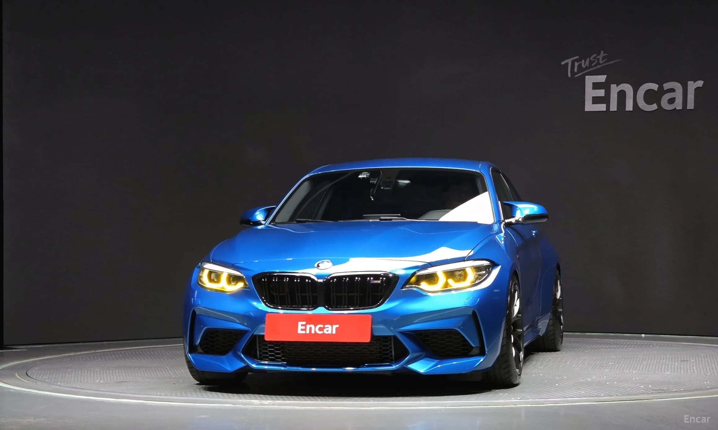 M2 (F87)