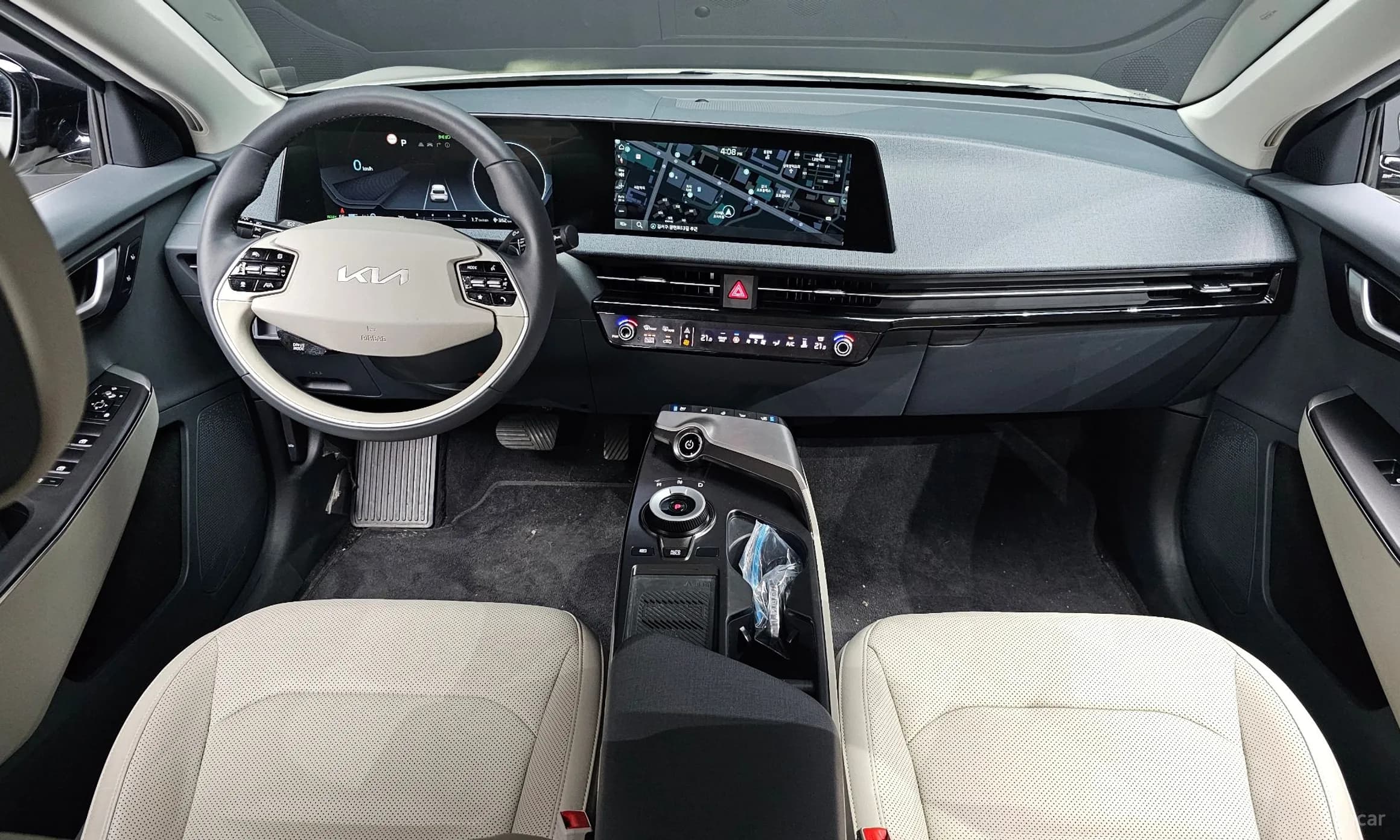 EV6