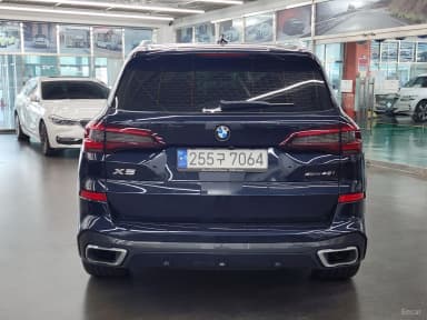X5 (G05)