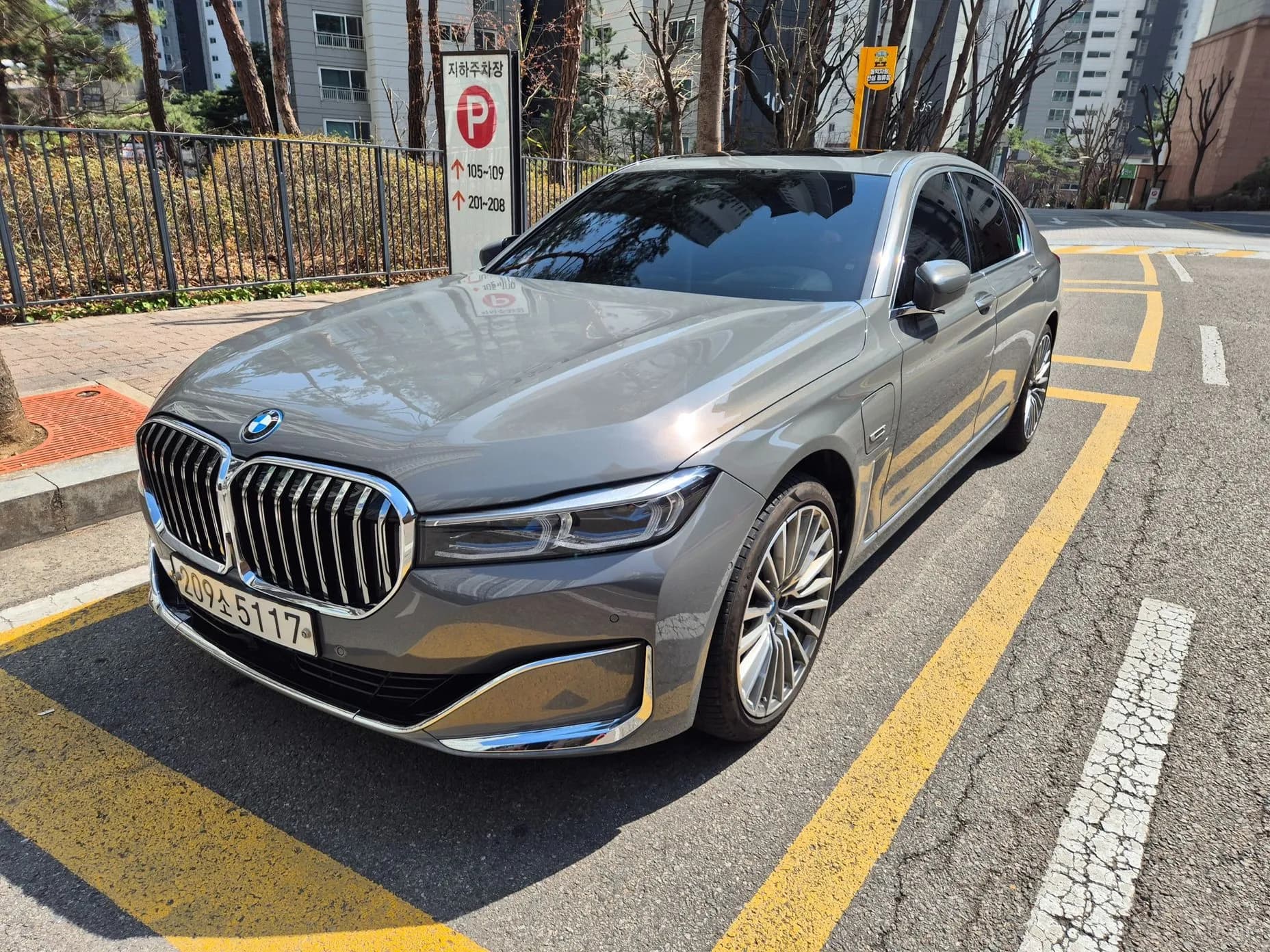 7 Series (G11)