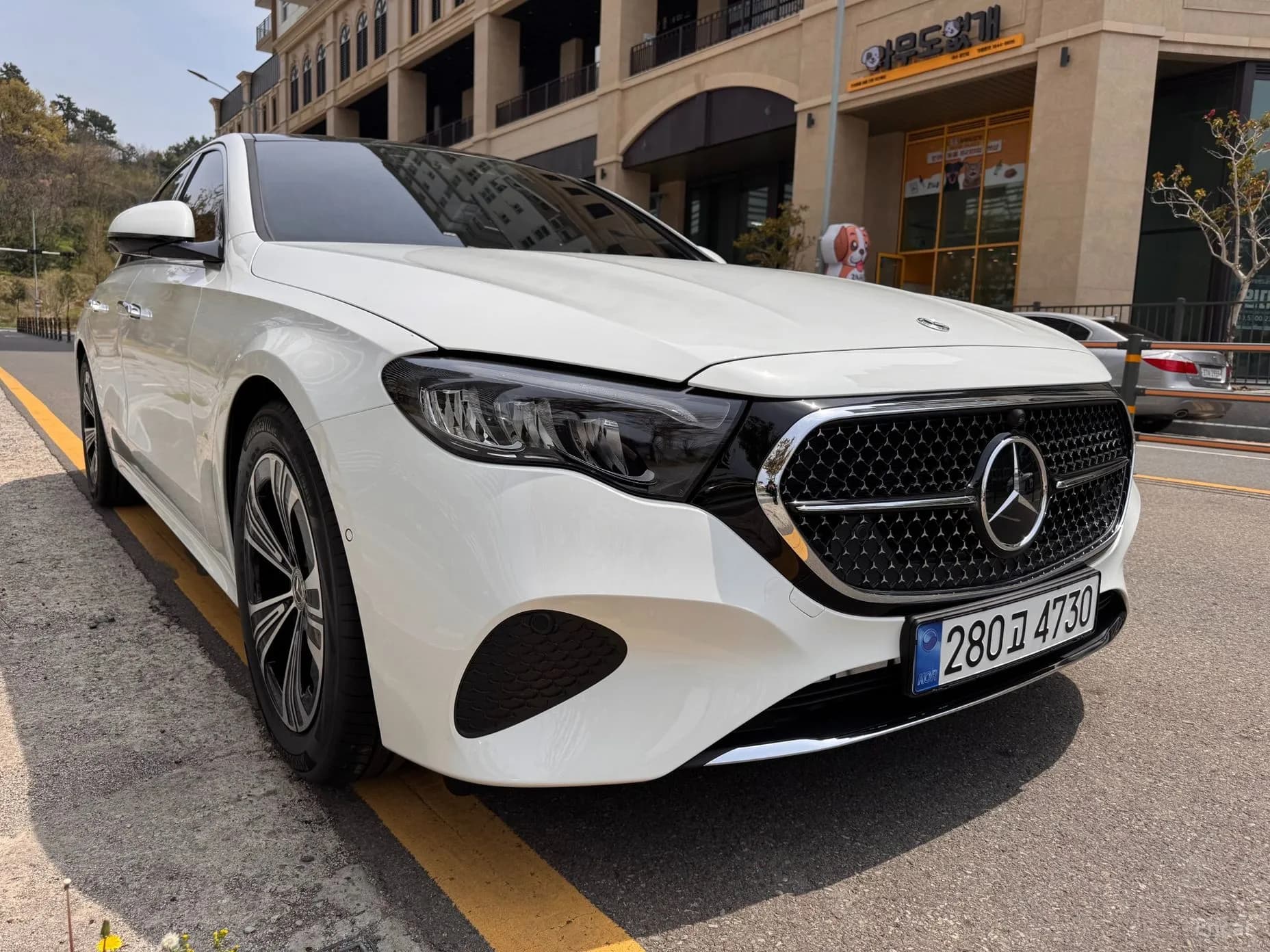 E-Class W214