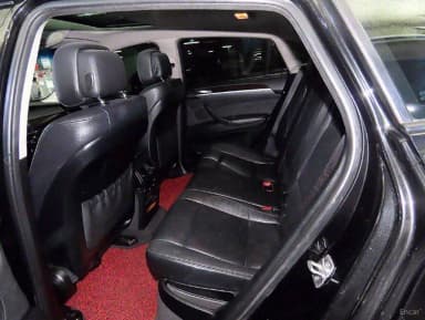 X6 (E71)