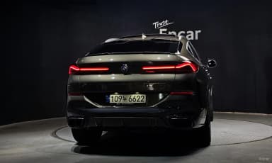 X6 (G06)