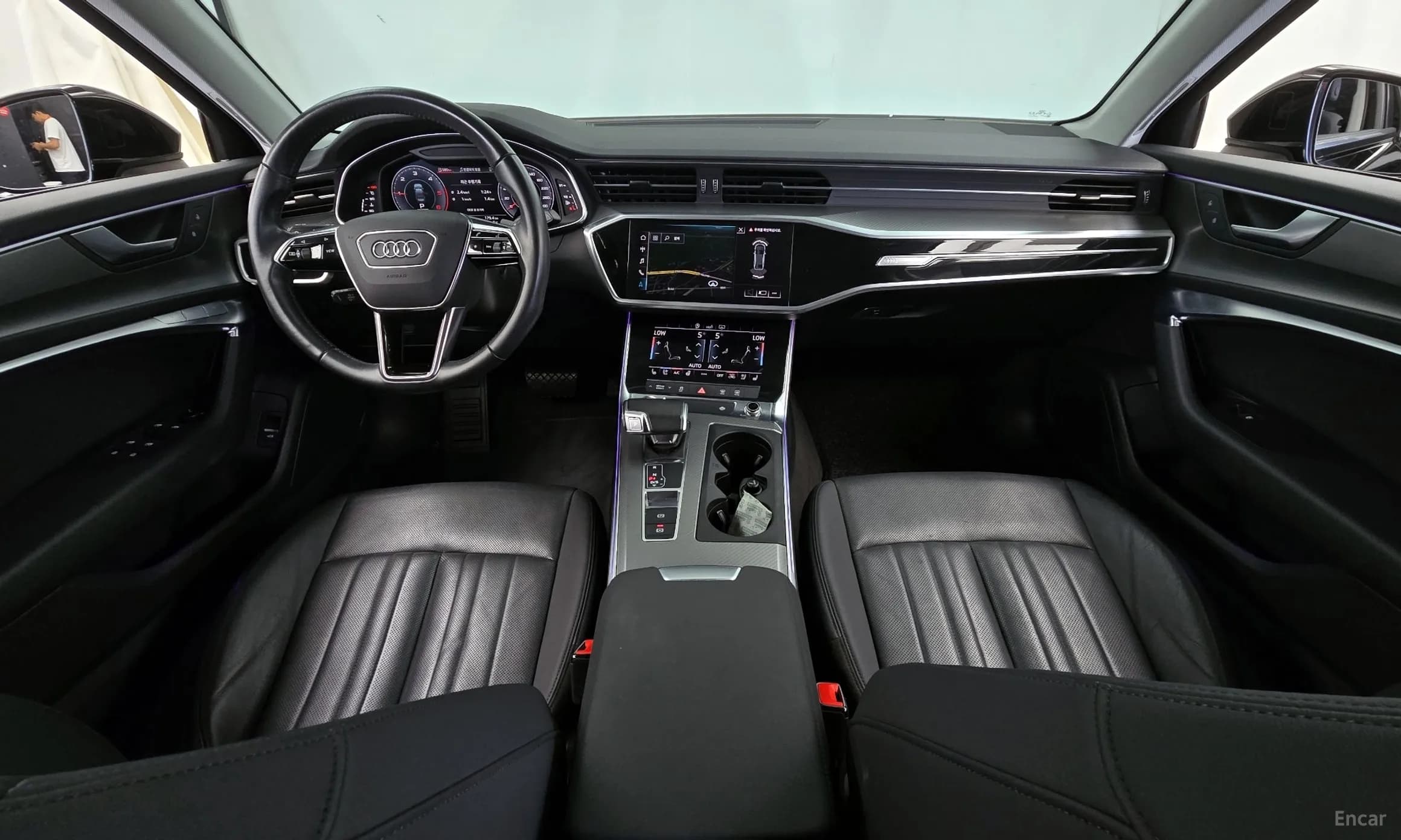 A6 (C8)
