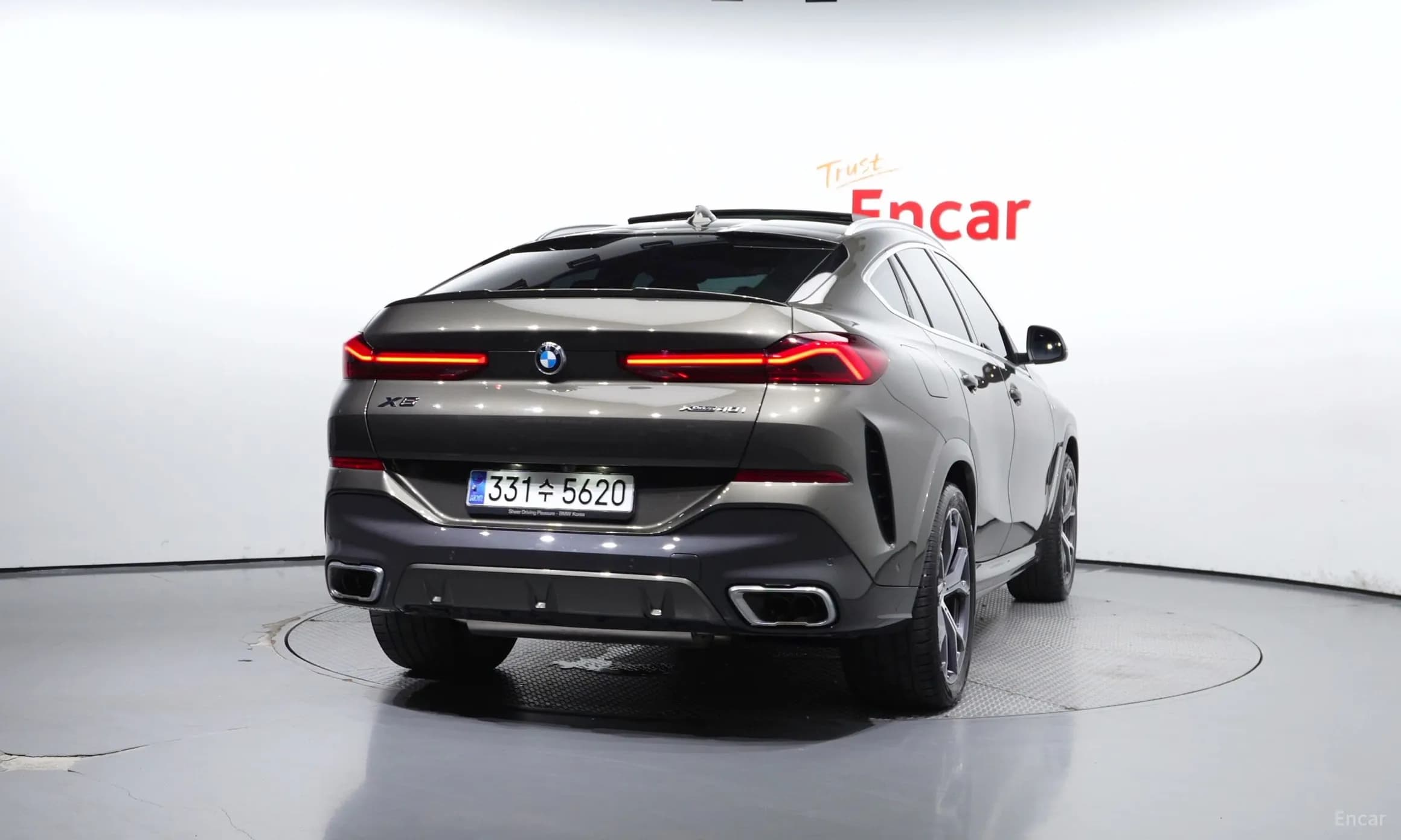X6 (G06)