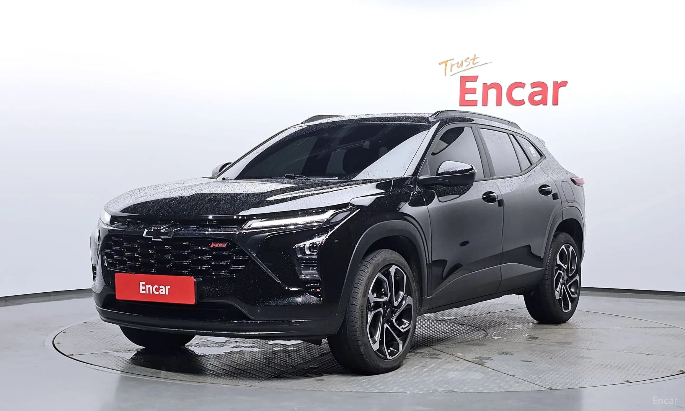 Trax Crossover