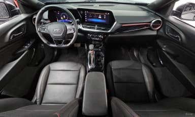 Trax Crossover