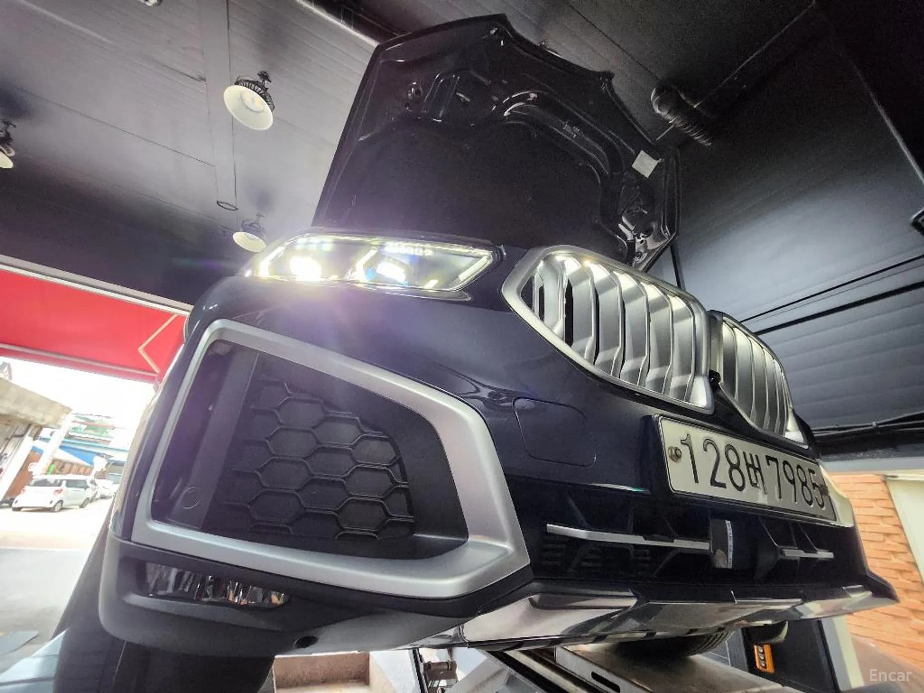 X6 (G06)