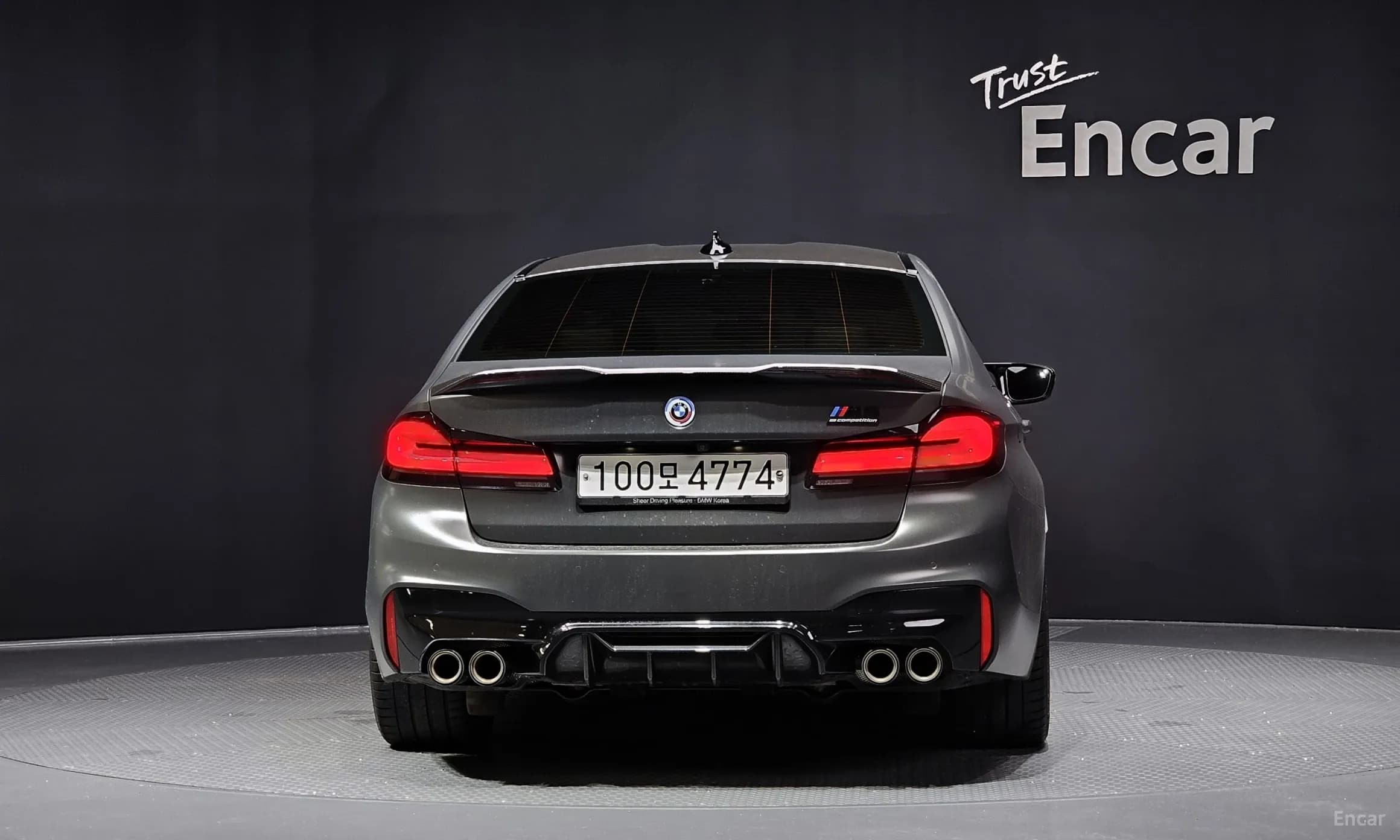 M5 (F90)
