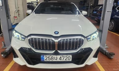 5 Series (G60)