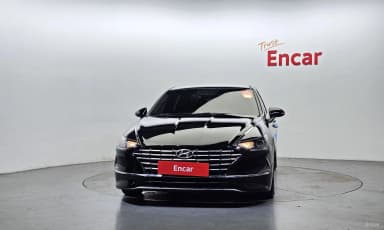 Sonata Hybrid (DN8)