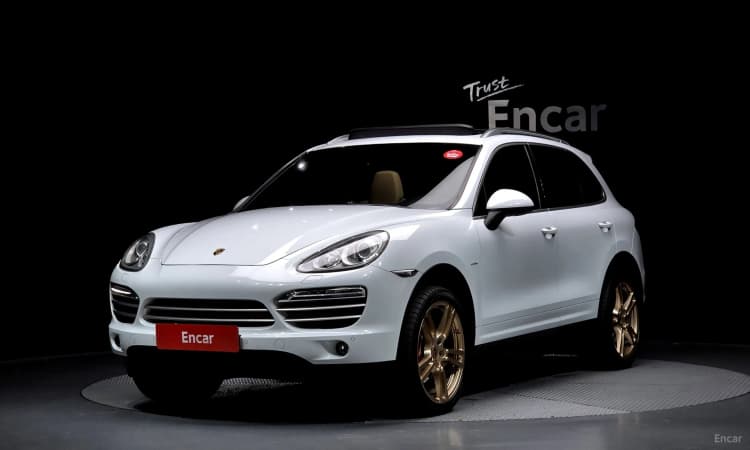 New Cayenne