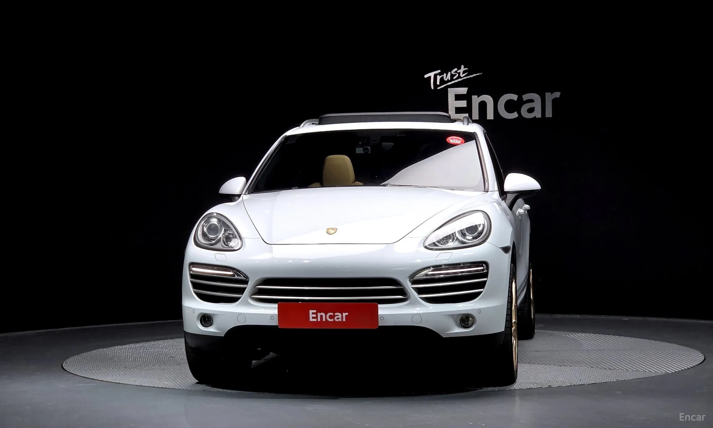 New Cayenne